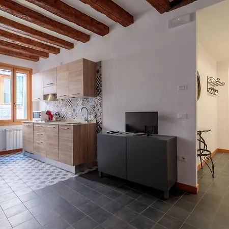 Apartamento Rialto Bridge! Comodo In Centro - 2 *