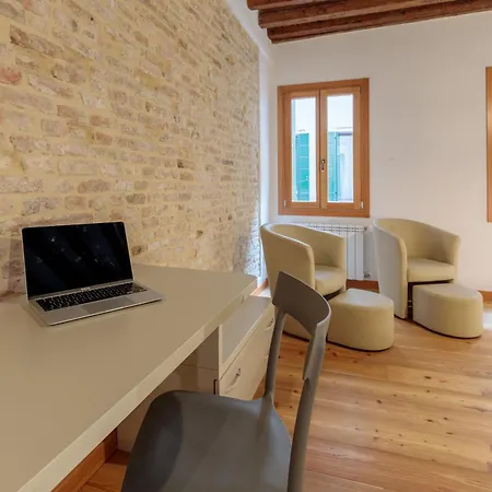 Rialto Bridge! Comodo In Centro - 2